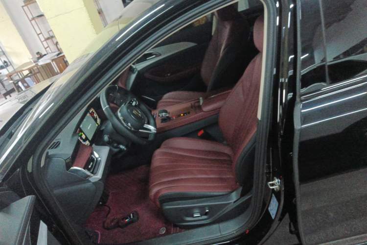 Used Hongqi H5 2025 1.5T DCT Xuan Ying Edition Left Front Seat