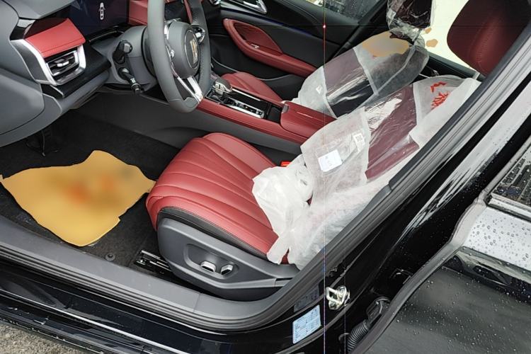 Used Hongqi H5 2025 2.0T Automatic Xuan Ying Edition Left Front Seat