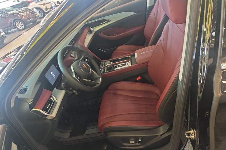 Used Hongqi H5 2025 1.5T DCT Qiyun 500 000th Unit Commemorative Edition Left Front Seat