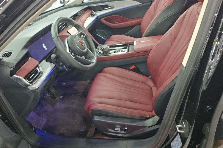 Used Hongqi H5 2025 2.0T Automatic Flag Edition – 500 000 Units Commemorative Version Left Front Seat