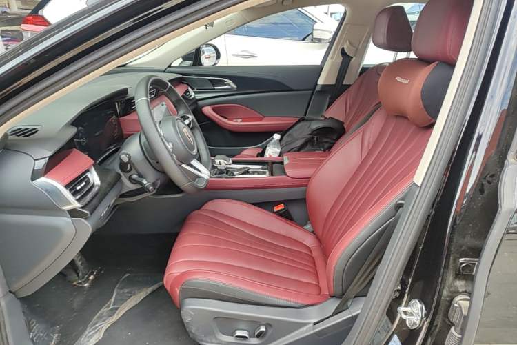 Used Hongqi H5 2025 Model 1.5T DCT Xuan Ying 2 Million Units Commemorative Edition Left Front Seat