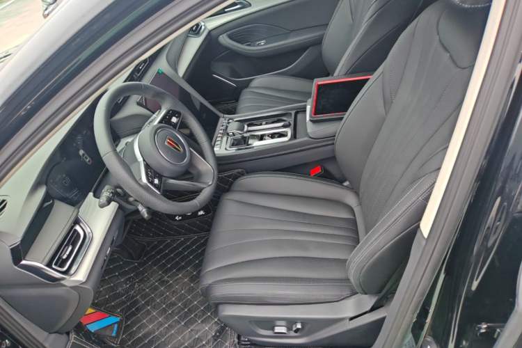 Used Hongqi H5 2025 1.5T DCT Qiyun 500 000th Unit Commemorative Edition Left Front Seat