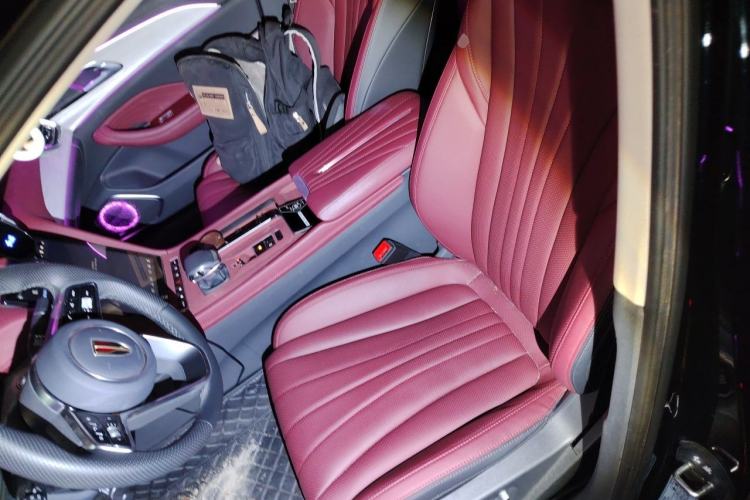 Used Hongqi H5 2025 1.5T DCT Qiyun 500 000th Unit Commemorative Edition Left Front Seat