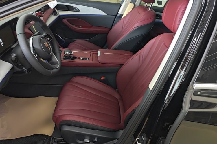 Used Hongqi H5 2025 2.0T Automatic Flag Edition – 500 000 Units Commemorative Version Left Front Seat