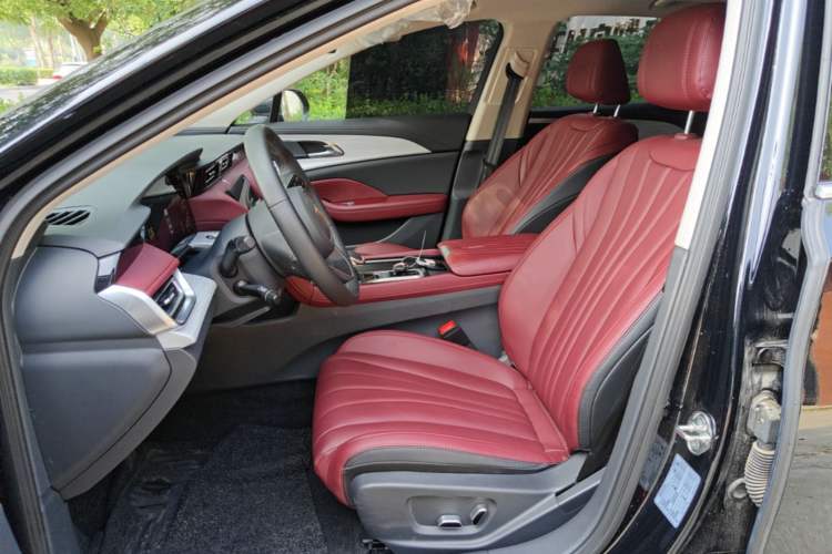 Used Hongqi H5 2025 1.5T DCT Qiyun 500 000th Unit Commemorative Edition Left Front Seat