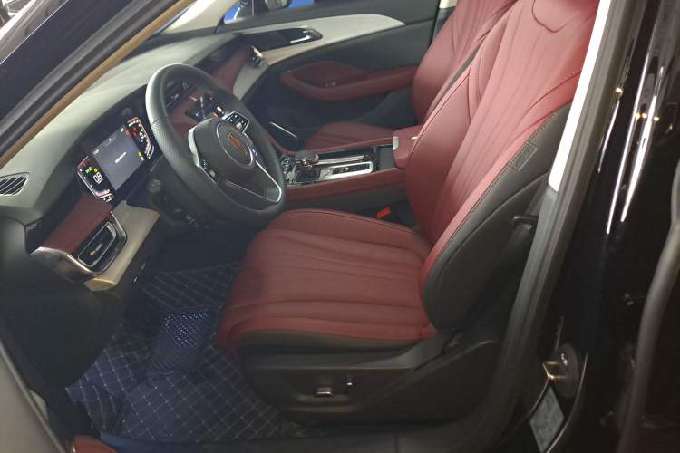 Used Hongqi H5 2025 1.5T DCT Qiyun 500 000th Unit Commemorative Edition Left Front Seat