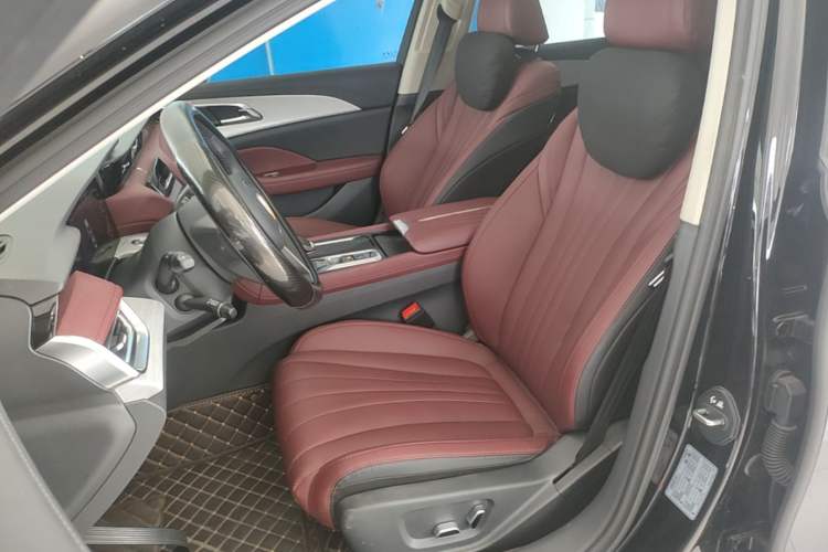 Used Hongqi H5 2025 1.5T DCT Qiyun 500 000th Unit Commemorative Edition Left Front Seat