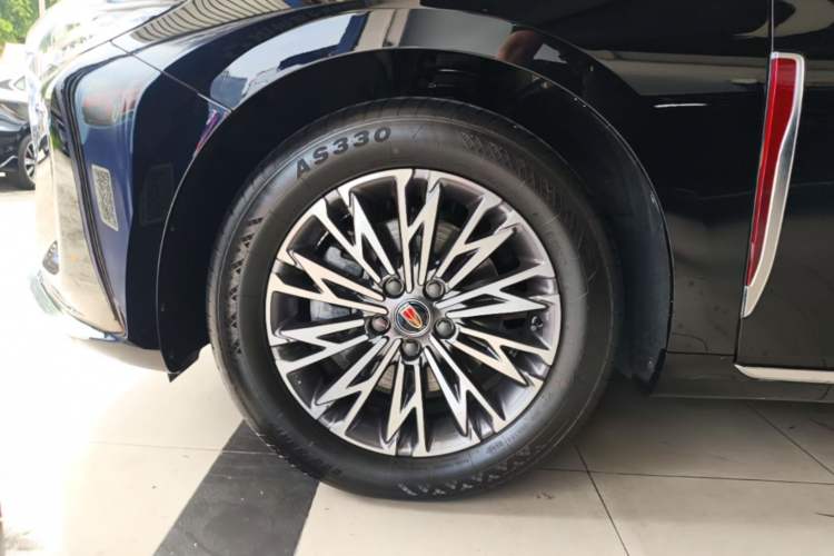Used Hongqi H5 2025 1.5T DCT Qiyun 500 000th Unit Commemorative Edition Left Front Wheel Hub