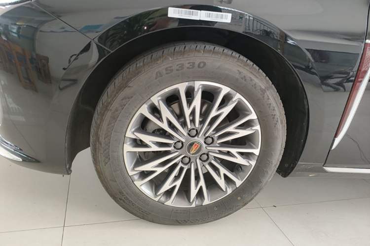 Used Hongqi H5 2025 1.5T DCT Qiyun 500 000th Unit Commemorative Edition Left Front Wheel Hub