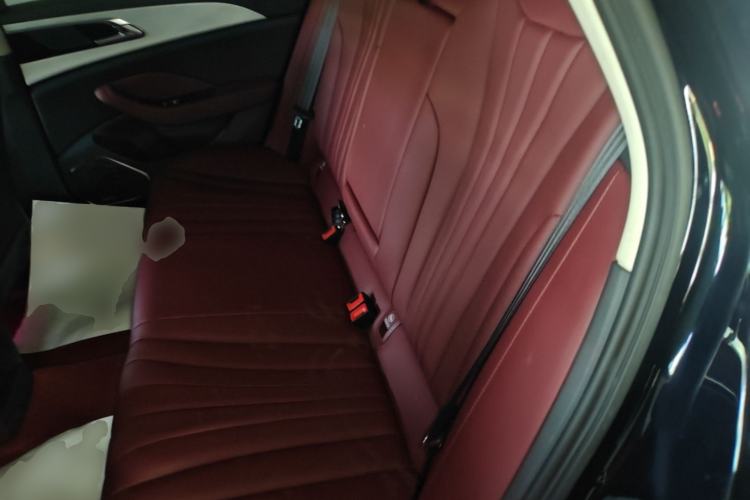 Used Hongqi H5 2025 1.5T DCT Qiyun 500 000th Unit Commemorative Edition Left Rear Seat