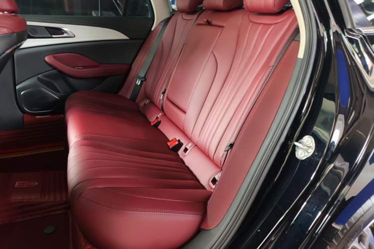 Used Hongqi H5 2025 1.5T DCT Qiyun 500 000th Unit Commemorative Edition Left Rear Seat
