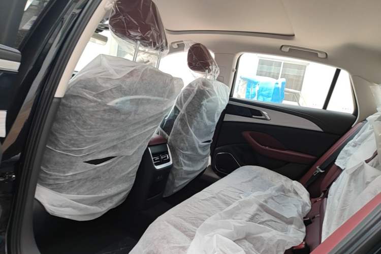Used Hongqi H5 2025 1.5T DCT Qiyun 500 000th Unit Commemorative Edition Left Rear Seat