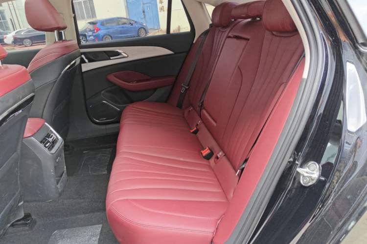 Used Hongqi H5 2025 1.5T DCT Qiyun 500 000th Unit Commemorative Edition Left Rear Seat