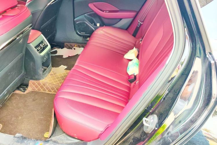 Used Hongqi H5 2025 1.5T DCT Qiyun 500 000th Unit Commemorative Edition Left Rear Seat