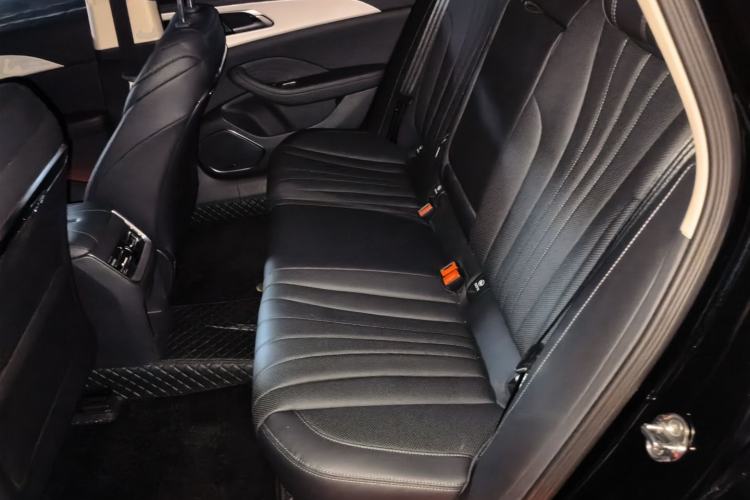 Used Hongqi H5 2025 1.5T DCT Xuan Ying Edition Left Rear Seat