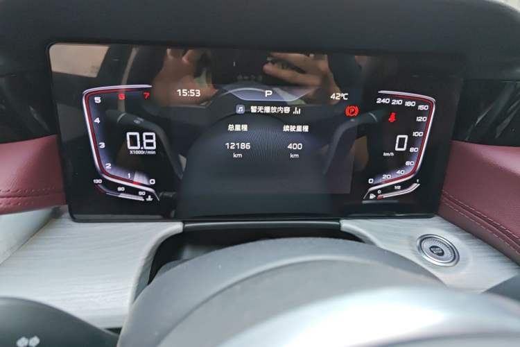 Used Hongqi H5 2025 1.5T DCT Qiyun 500 000th Unit Commemorative Edition Odometer Close Up