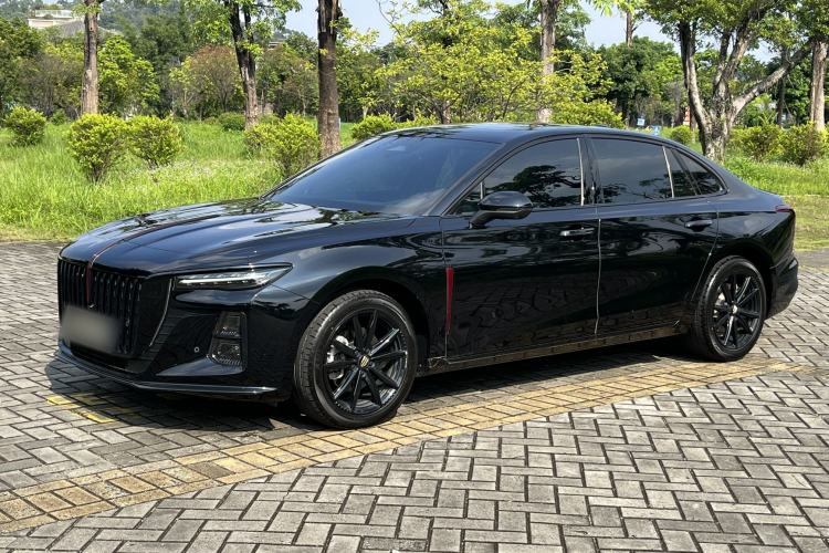 Hongqi H5 2025 Model 2.0T Automatic Xuan Ying 2 Million Units Commemorative Edition