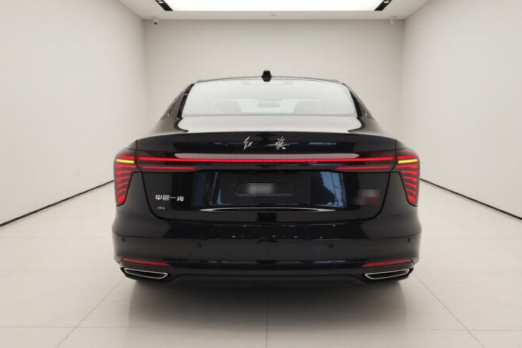 Used Hongqi H5 2025 Model 2.0T Automatic Xuan Ying 2 Million Units Commemorative Edition Rear