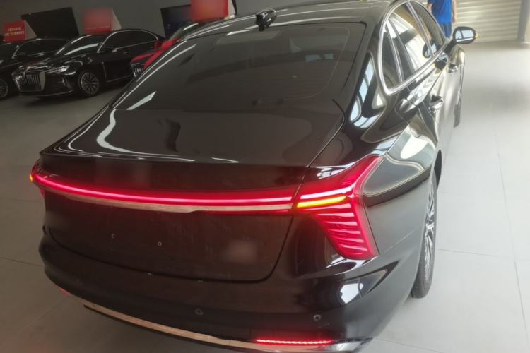 Used Hongqi H5 2025 2.0T Automatic Flag Edition – 500 000 Units Commemorative Version Rear