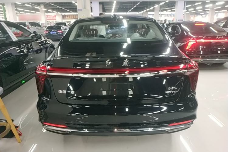 Used Hongqi H5 2025 2.0T Automatic Flag Edition – 500 000 Units Commemorative Version Rear