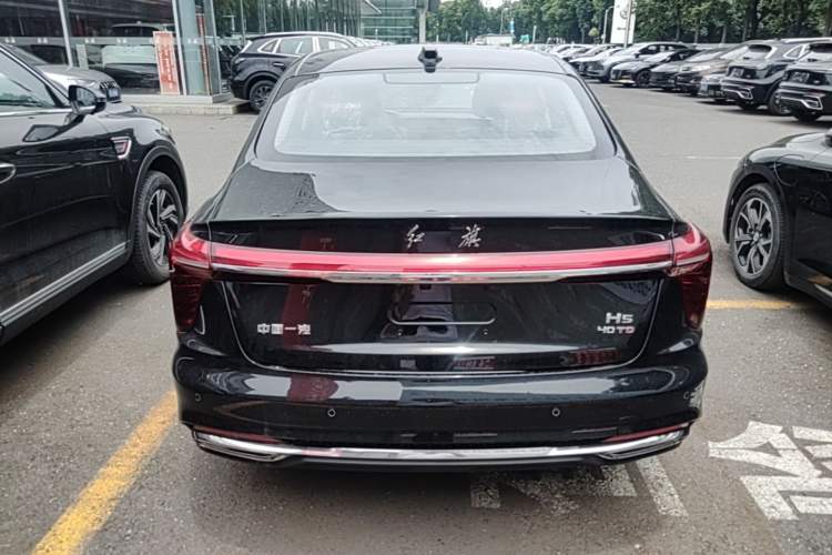 Used Hongqi H5 2025 2.0T Automatic Flag Edition – 500 000 Units Commemorative Version Rear