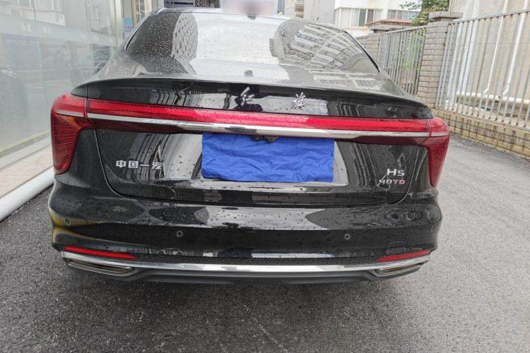 Used Hongqi H5 2025 2.0T Automatic Flag Edition – 500 000 Units Commemorative Version Rear