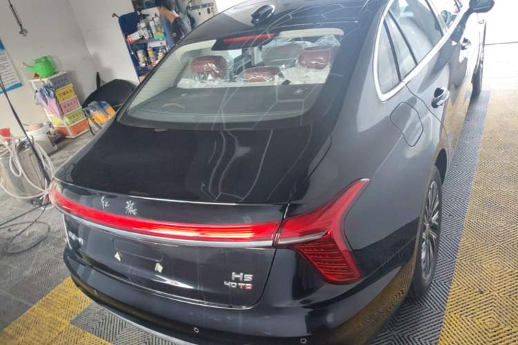 Used Hongqi H5 2025 2.0T Automatic Flag Edition – 500 000 Units Commemorative Version Rear