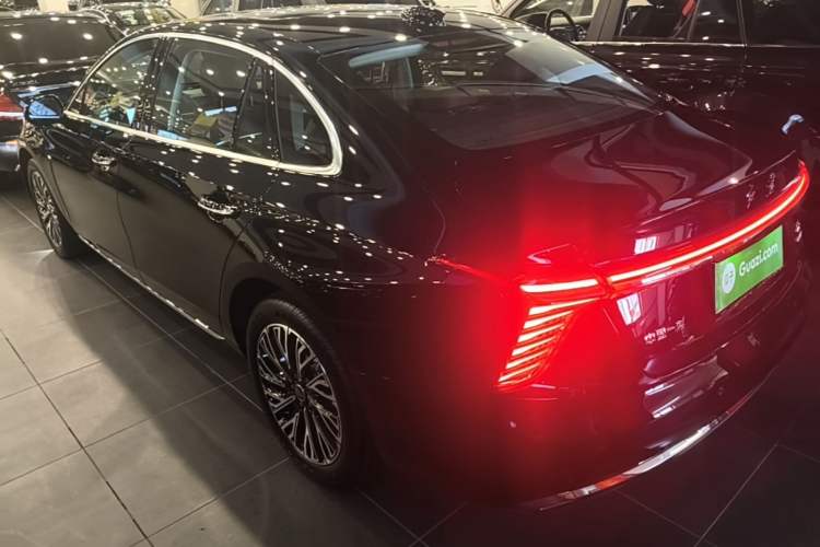 Used Hongqi H5 2025 2.0T Automatic Flag Edition – 500 000 Units Commemorative Version Rear Left 45 Deg
