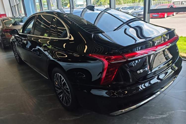 Used Hongqi H5 2025 2.0T Automatic Flag Edition – 500 000 Units Commemorative Version Rear Left 45 Deg