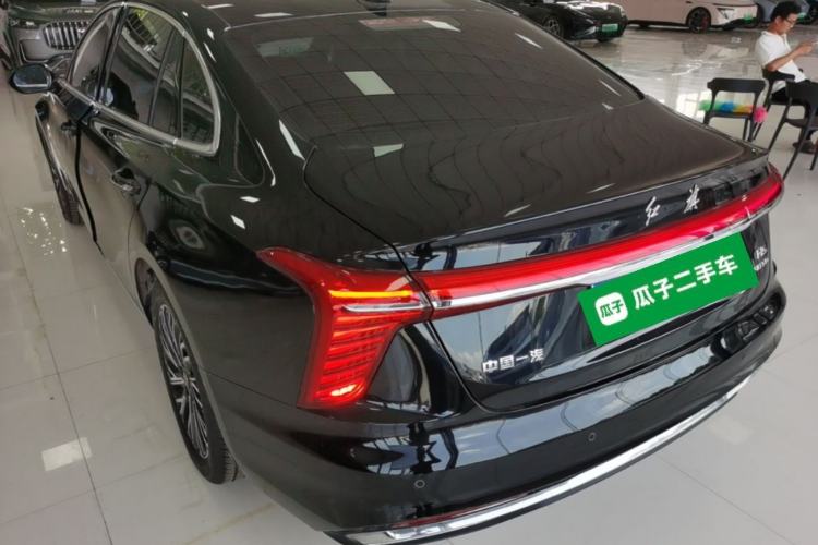 Used Hongqi H5 2025 2.0T Automatic Flag Edition – 500 000 Units Commemorative Version Rear Left 45 Deg