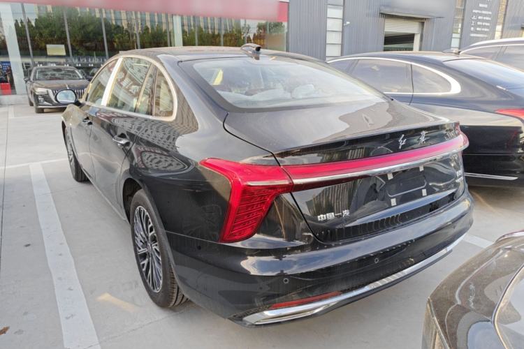 Used Hongqi H5 2025 2.0T Automatic Flag Edition – 500 000 Units Commemorative Version Rear Left 45 Deg