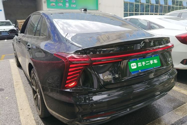 Used Hongqi H5 2025 2.0T Automatic Xuan Ying Edition Rear Left 45 Deg
