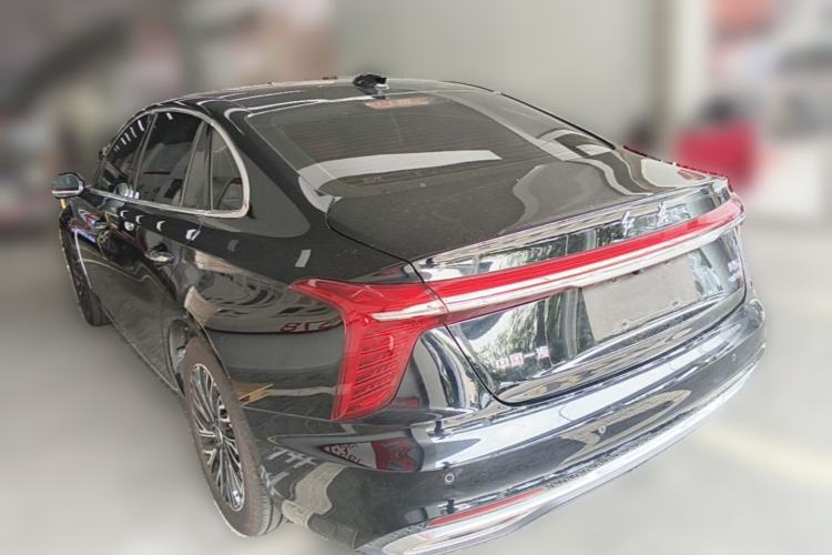 Used Hongqi H5 2025 2.0T Automatic Flag Edition – 500 000 Units Commemorative Version Rear Left 45 Deg