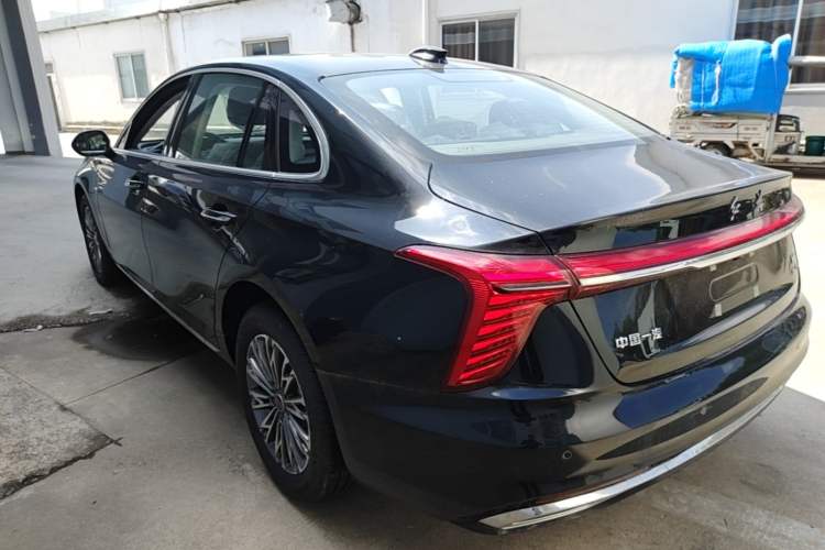 Used Hongqi H5 2025 1.5T DCT Qiyun 500 000th Unit Commemorative Edition Rear Left 45 Deg
