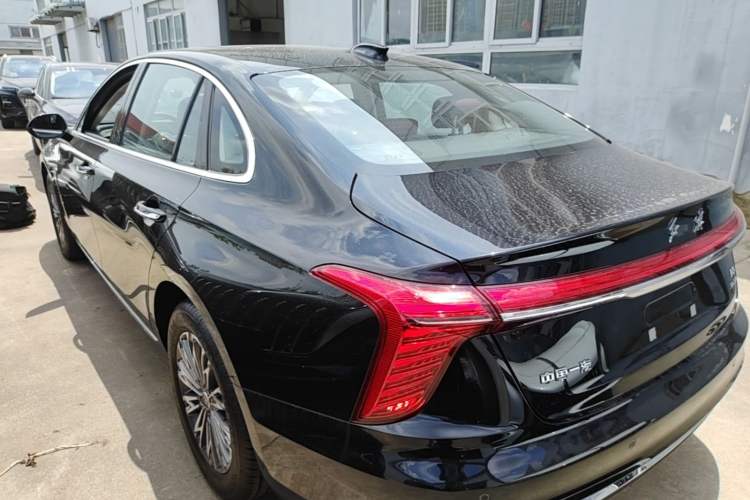 Used Hongqi H5 2025 1.5T DCT Qiyun 500 000th Unit Commemorative Edition Rear Left 45 Deg