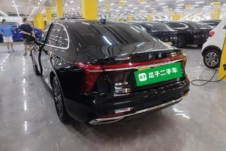 Used Hongqi H5 2025 2.0T Automatic Flag Edition – 500 000 Units Commemorative Version Rear Left 45 Deg