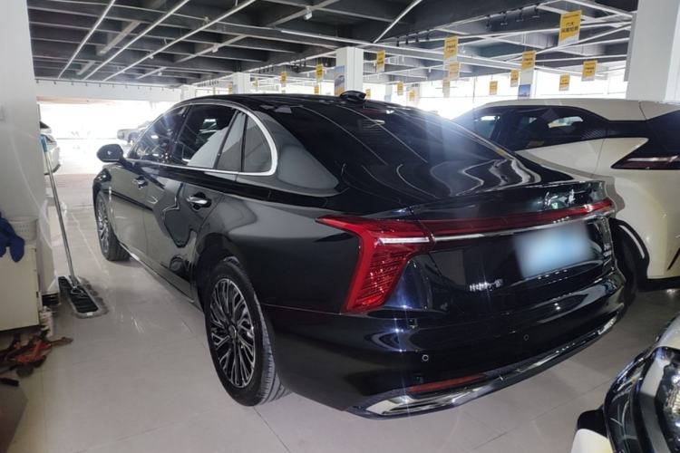 Used Hongqi H5 2025 2.0T Automatic Flag Edition – 500 000 Units Commemorative Version Rear Left 45 Deg