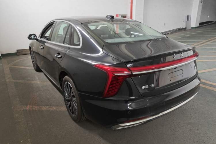 Used Hongqi H5 2025 2.0T Automatic Flag Edition – 500 000 Units Commemorative Version Rear Left 45 Deg