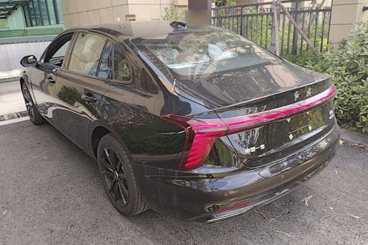 Used Hongqi H5 2025 Model 2.0T Automatic Xuan Ying 2 Million Units Commemorative Edition Rear Left 45 Deg