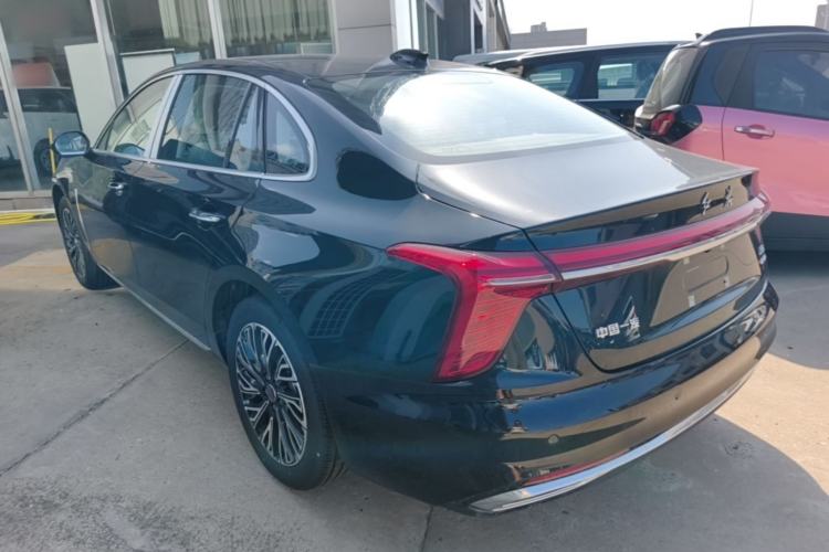 Used Hongqi H5 2025 2.0T Automatic Flag Edition – 500 000 Units Commemorative Version Rear Left 45 Deg