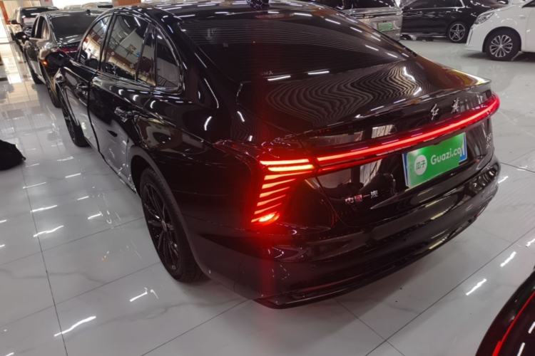 Used Hongqi H5 2025 1.5T DCT Xuan Ying Edition Rear Left 45 Deg