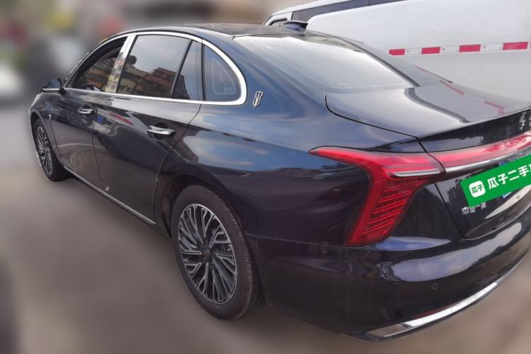 Used Hongqi H5 2025 2.0T Automatic Flag Edition – 500 000 Units Commemorative Version Rear Left 45 Deg