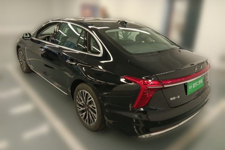 Used Hongqi H5 2025 2.0T Automatic Flag Edition – 500 000 Units Commemorative Version Rear Left 45 Deg