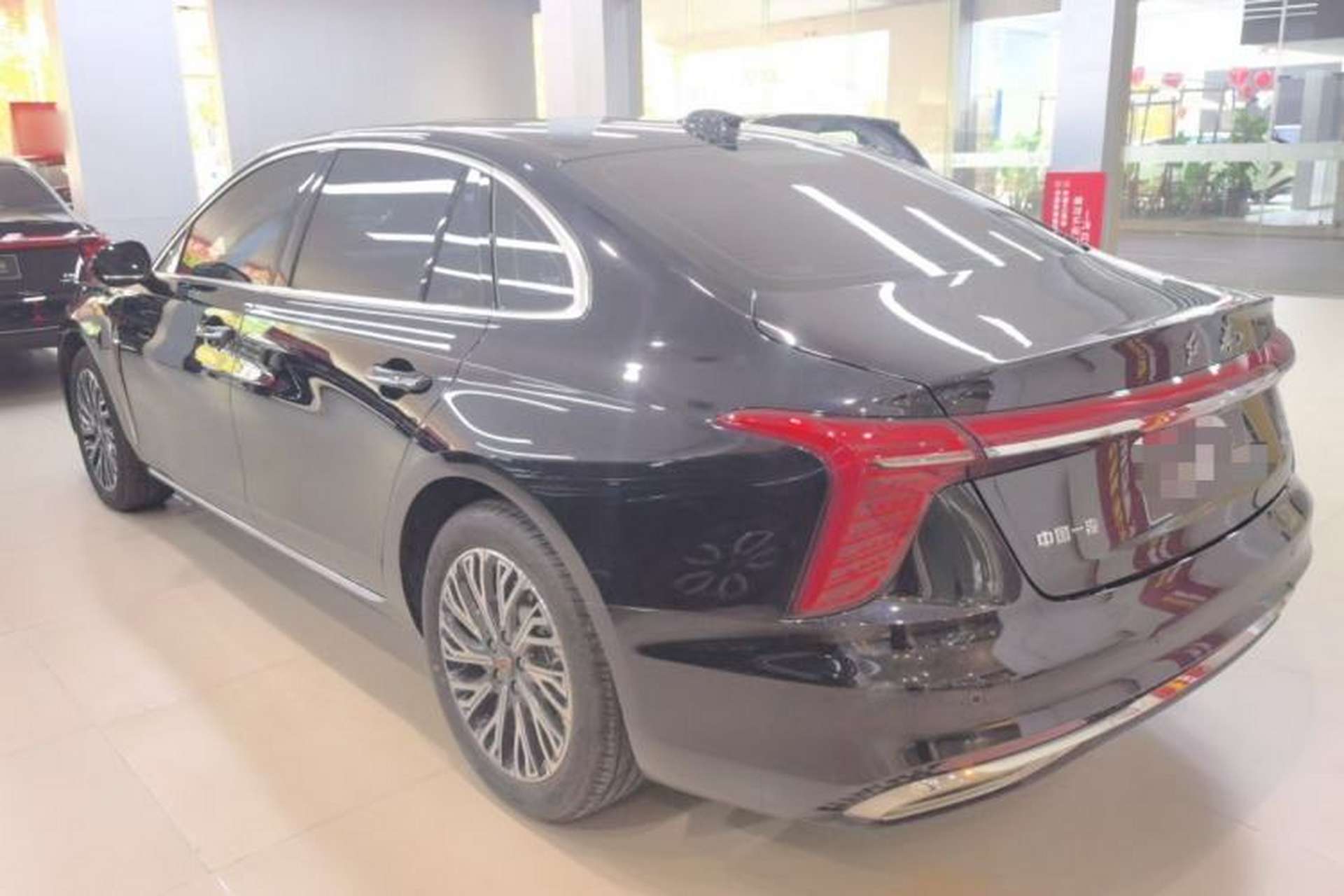 Used Hongqi H5 2025 2.0T Automatic Flag Edition – 500 000 Units Commemorative Version Rear Left 45 Deg