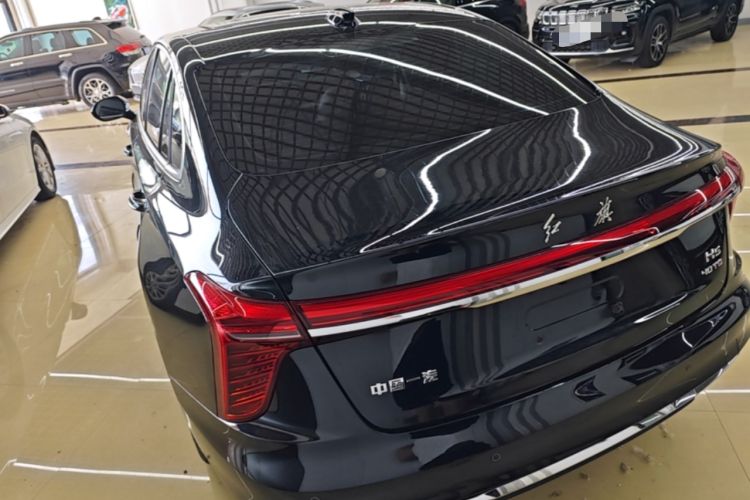 Used Hongqi H5 2025 2.0T Automatic Flag Edition – 500 000 Units Commemorative Version Rear Left 45 Deg