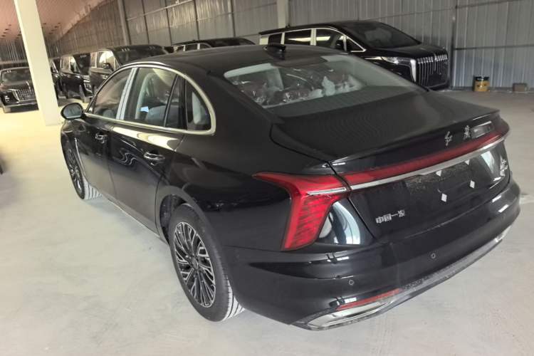 Used Hongqi H5 2025 2.0T Automatic Flag Edition – 500 000 Units Commemorative Version Rear Left 45 Deg