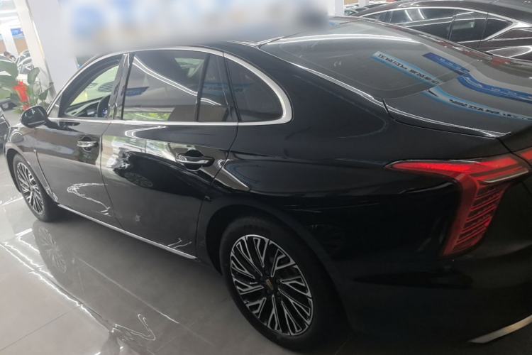 Used Hongqi H5 2025 2.0T Automatic Flag Edition – 500 000 Units Commemorative Version Rear Left 45 Deg