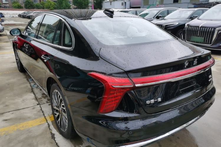 Used Hongqi H5 2025 2.0T Automatic Flag Edition – 500 000 Units Commemorative Version Rear Left 45 Deg