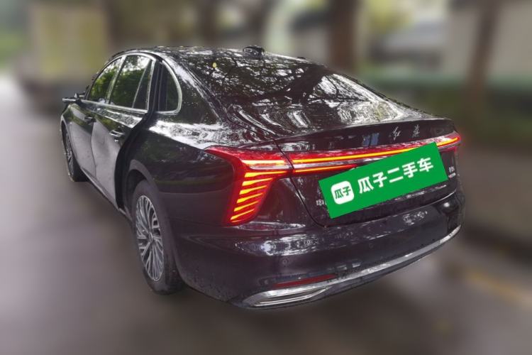 Used Hongqi H5 2025 2.0T Automatic Flag Edition – 500 000 Units Commemorative Version Rear Left 45 Deg