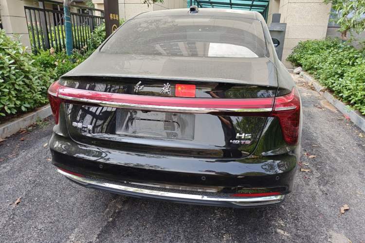Used Hongqi H5 2025 2.0T Automatic Flag Edition – 500 000 Units Commemorative Version Rear